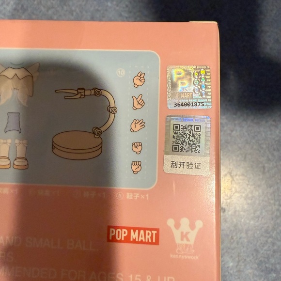 Pop Mart Molly Metamorphose Into Swan - Picture 10 of 11